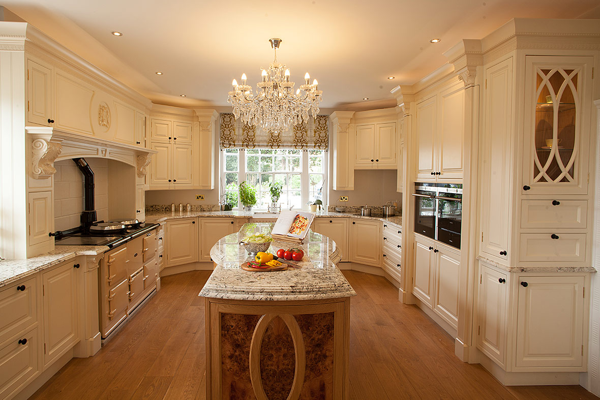 kitchen design idea for victorian home